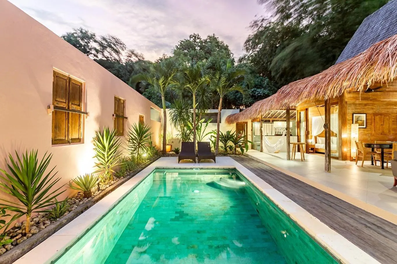 Villa Madah - Secluded & Romantic Retreat 1Br Near Umalas With Private Pool & View