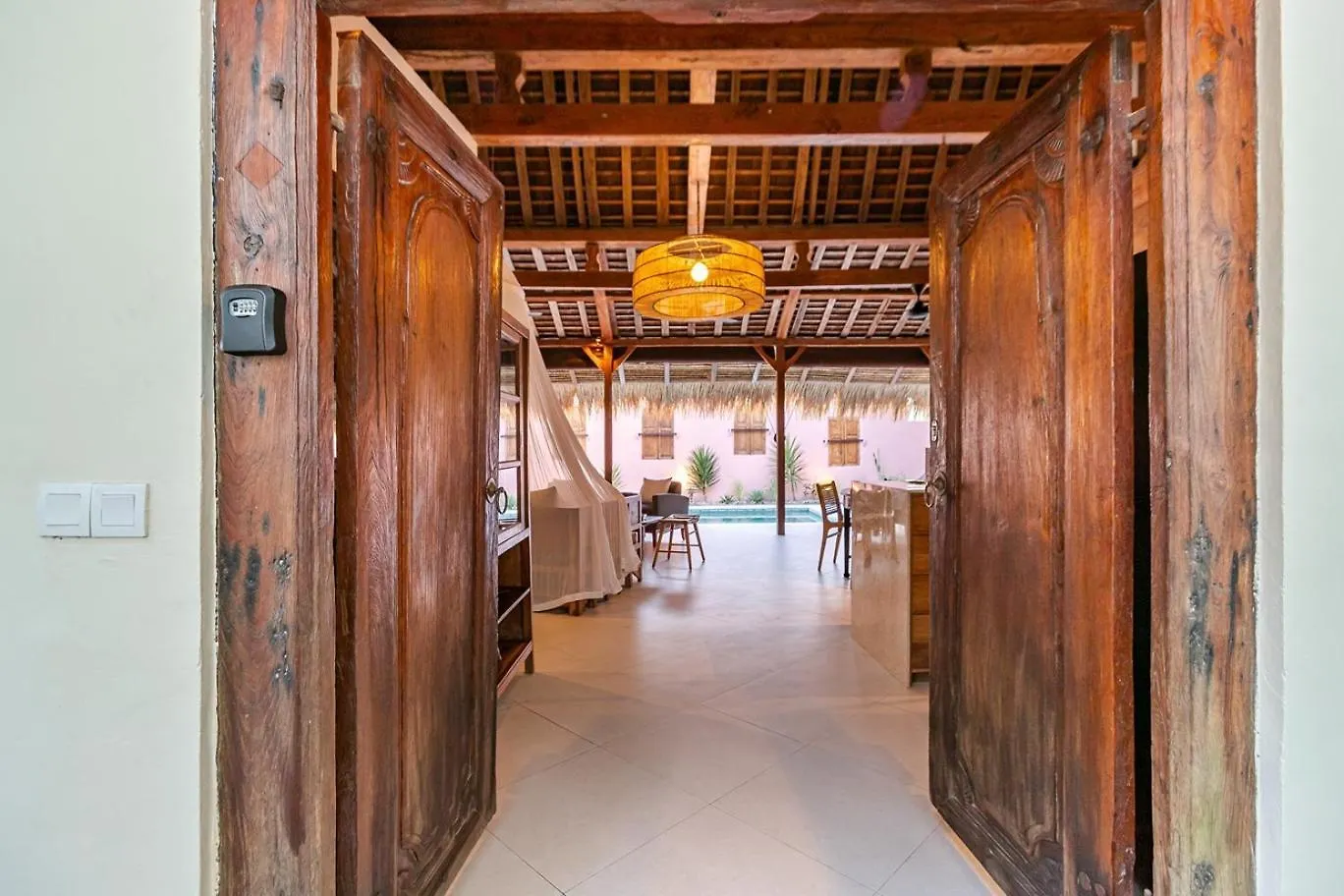 Villa Madah - Secluded & Romantic Retreat 1Br Near Umalas With Private Pool & View